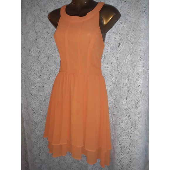 Gianni Bini Dresses & Skirts - Gianni Bini Sz 5 (Jr) Cutout Back Cream sickle Orange Dress